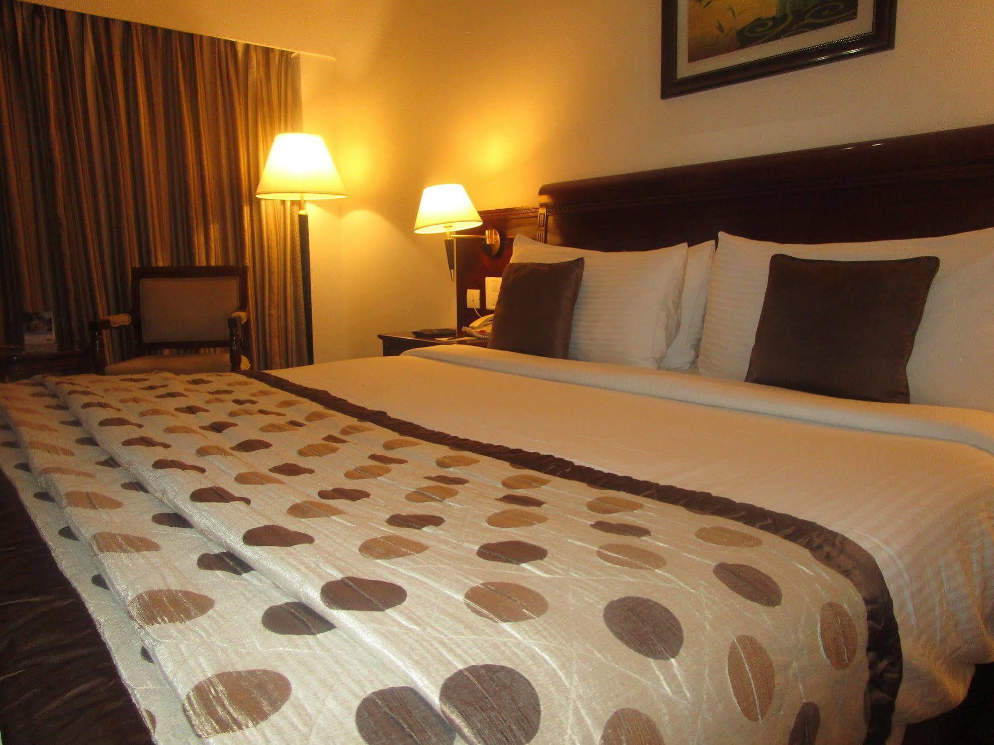 Fortune Jp Palace, Mysore - Member Itc Hotels' Group Экстерьер фото A room at the hotel